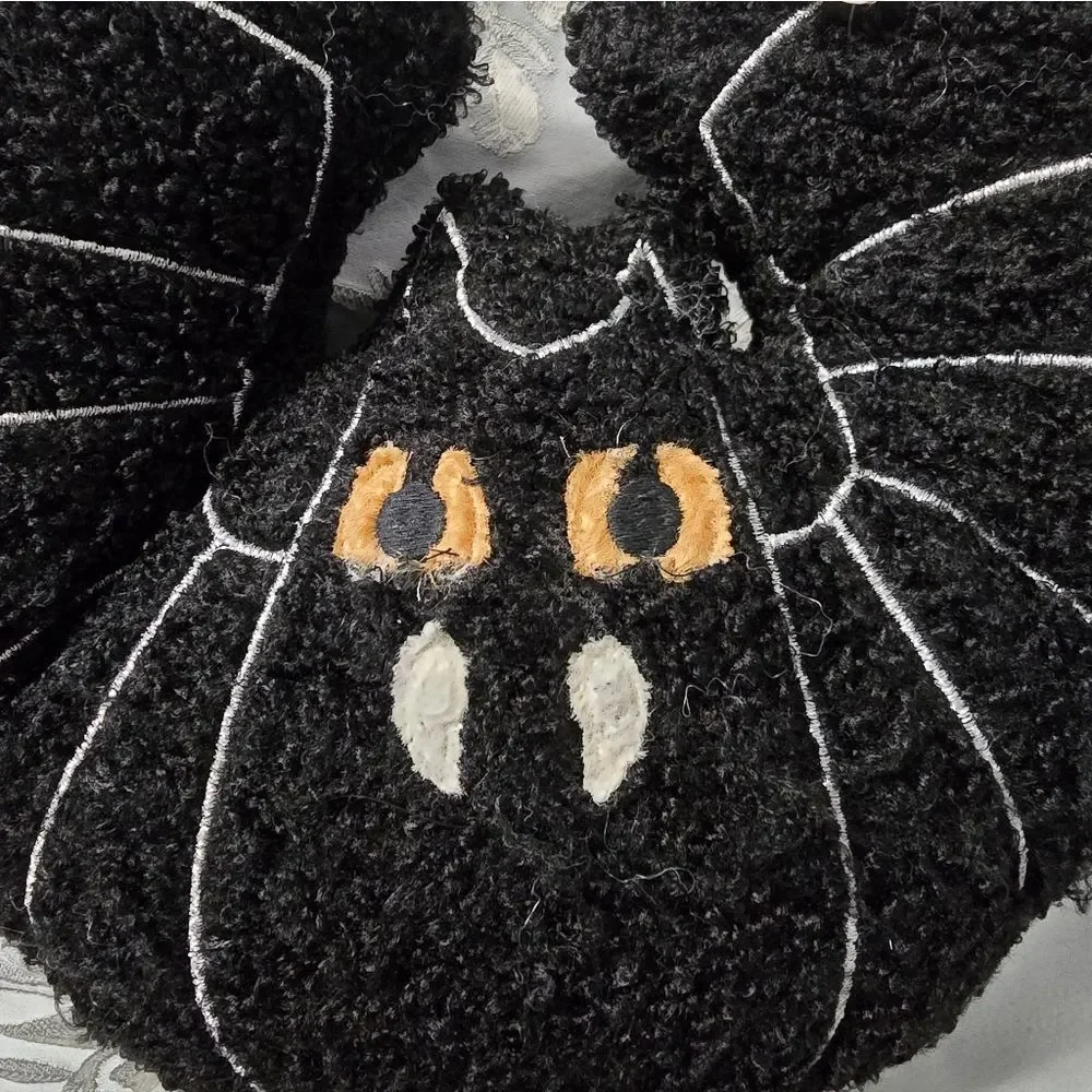 Nwt Decorative Halloween Boucle Bat Pillow, 22